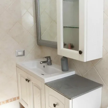La Perla Del Mare - 9 Minutes From Fco Airport - Free Wifi E Netflix 아파트 *