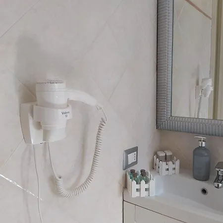 아파트 La Perla Del Mare - 9 Minutes From Fco Airport - Free Wifi E Netflix 피우미치노
