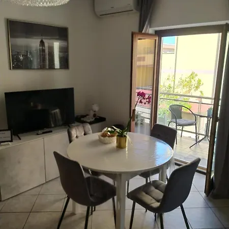 La Perla Del Mare - 9 Minutes From Fco Airport - Free Wifi E Netflix * 피우미치노